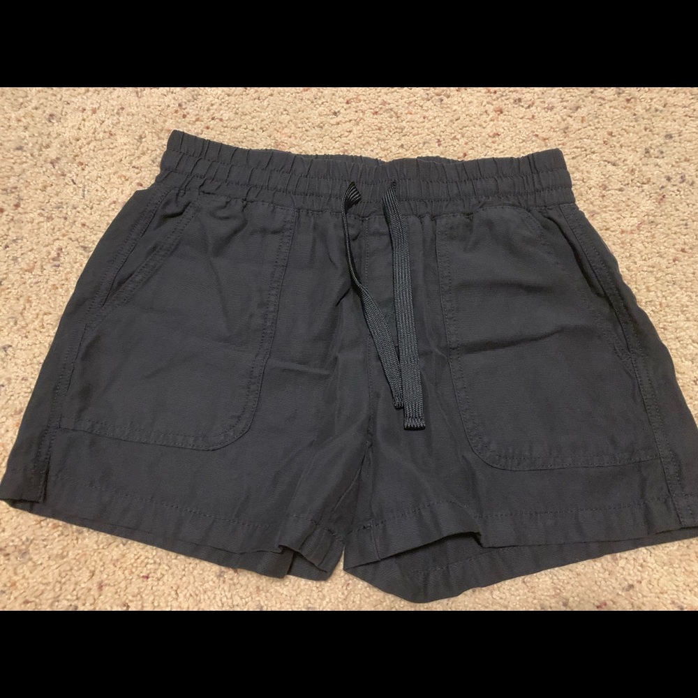 XS black shorts